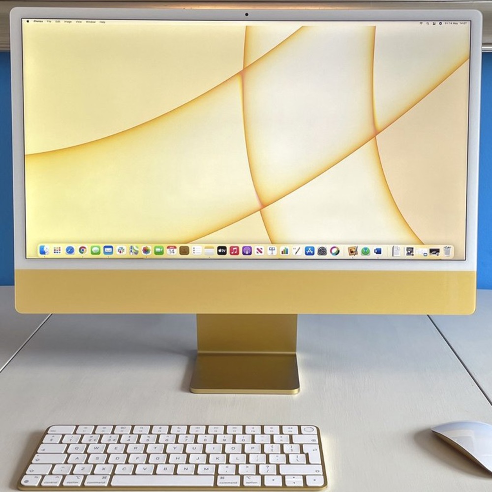 The Only New 24” Apple iMac on Poshmark! $300 OFF